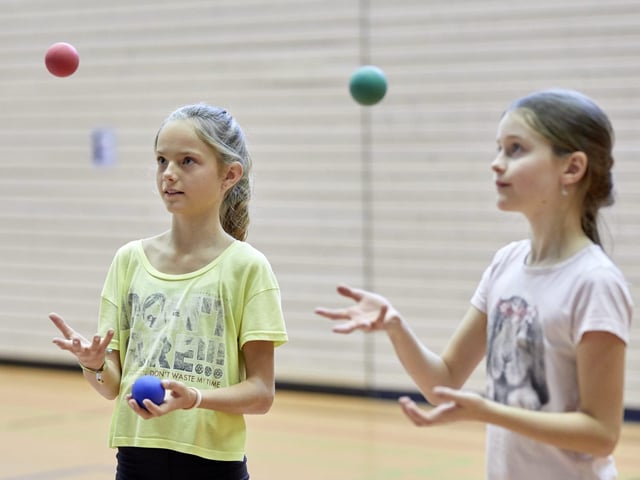 Juggling Competition: So funktioniert Sportjonglage | Kübler Sport